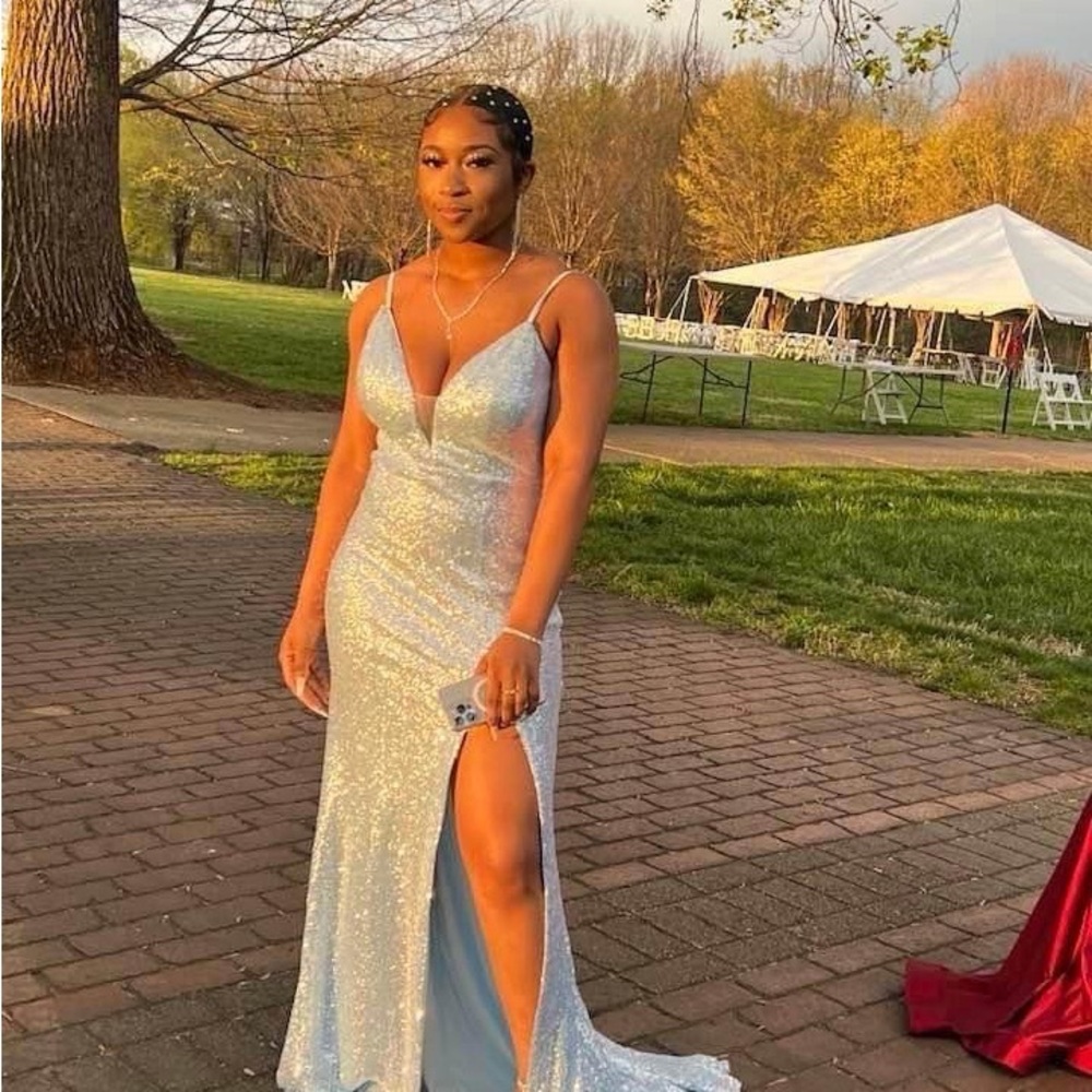 Elegant Light Blue Sequin Prom Dress